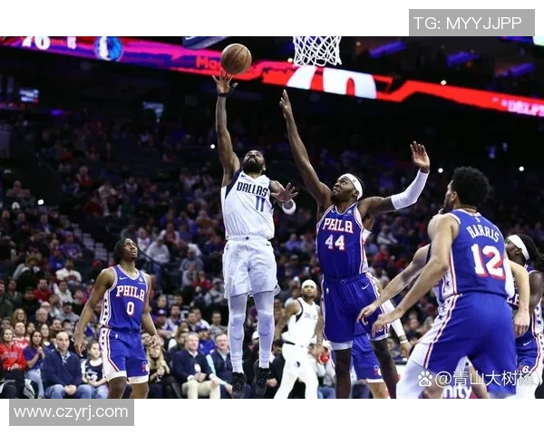 2021年NBA季后赛太阳队与独行侠队激战回顾与精彩瞬间分析